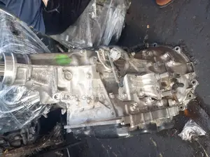 2 Wheel Drive Toyota Hiace Hummer Bus Covid 19  Automatic Gearbox 2019