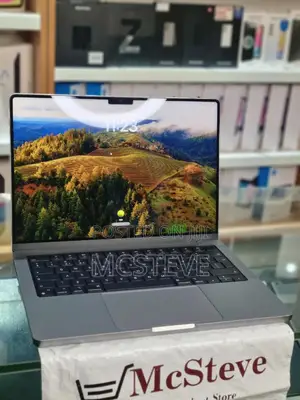 New Apple MacBook Pro 2023 M2 Max 14-Inch 16GB Apple M2 SSD 512GB