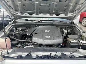 Toyota Tacoma Double Cab V6 Automatic 2012 Silver