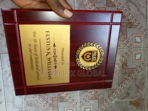 Wooden Award Plaque Xz