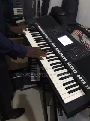 Direct Uk Used S750 Yamaha Keyboard