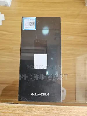 New Samsung Galaxy Z Flip5 256 GB White
