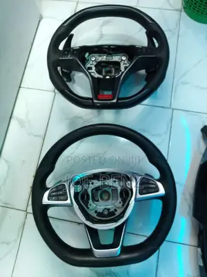 C300/GLK/E350/Gle350 2018 AMG Steering Wheel