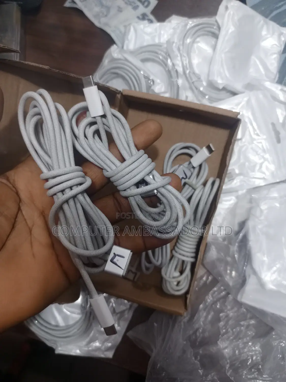 Macbook Safe 3 Cable