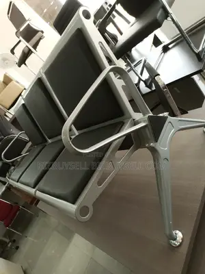 Waiting Chair (Heavy Duty) Leather