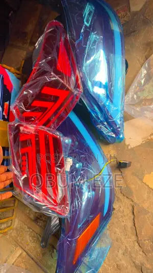 Headlight and Back Light Es 350 2010 Yahoo Model