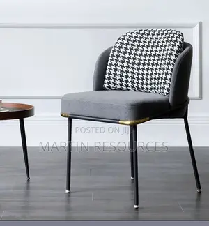 Dining Chair/ Restaurant Chair