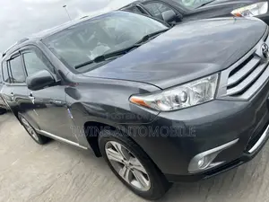 Toyota Highlander Limited 3.5l 4WD 2013 Gray