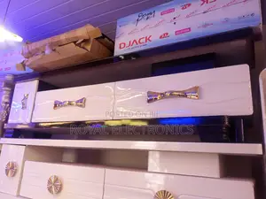 Good Quality Modern TV Stand With Drawer