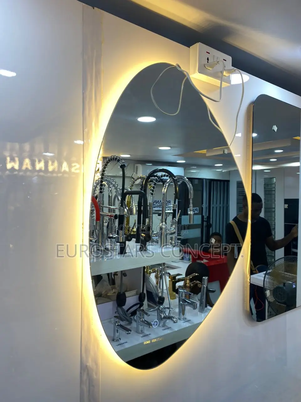 Luxury Mirror With Led Lights