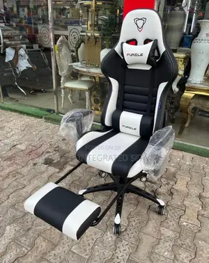 Gamen Chair
