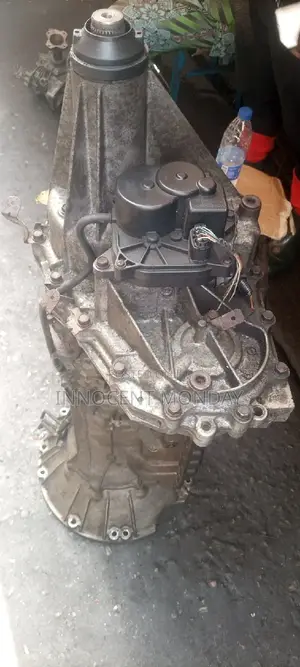 Gearbox for Nissan Pathfinder 2005-2011.