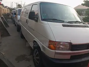 Volkswagen Transporter 2001 White