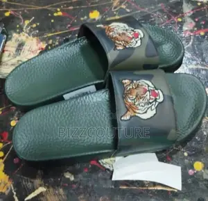 Original POLO RALPH LAUREN Slides Available in Store