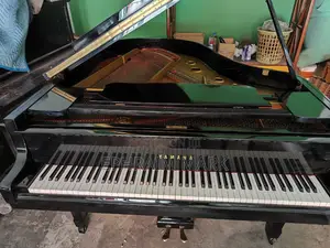 Yamaha G2 Grand Piano