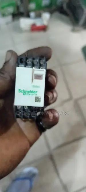 Schneider 14 Pin Relay
