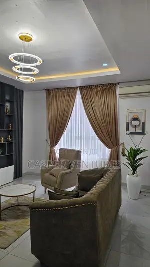 Luxurious and Sparkling Miniflat