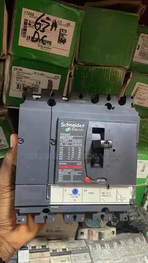 Breakers 125amps Schneider Electric