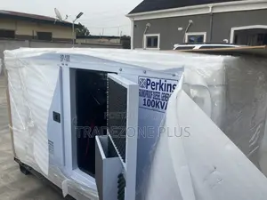 Duarble Perkins Diesel Soundproof Generator (100kva)