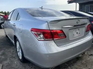 Lexus ES 350 2010 Silver