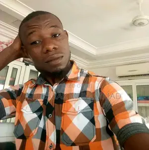 Profashional Fashion Designer