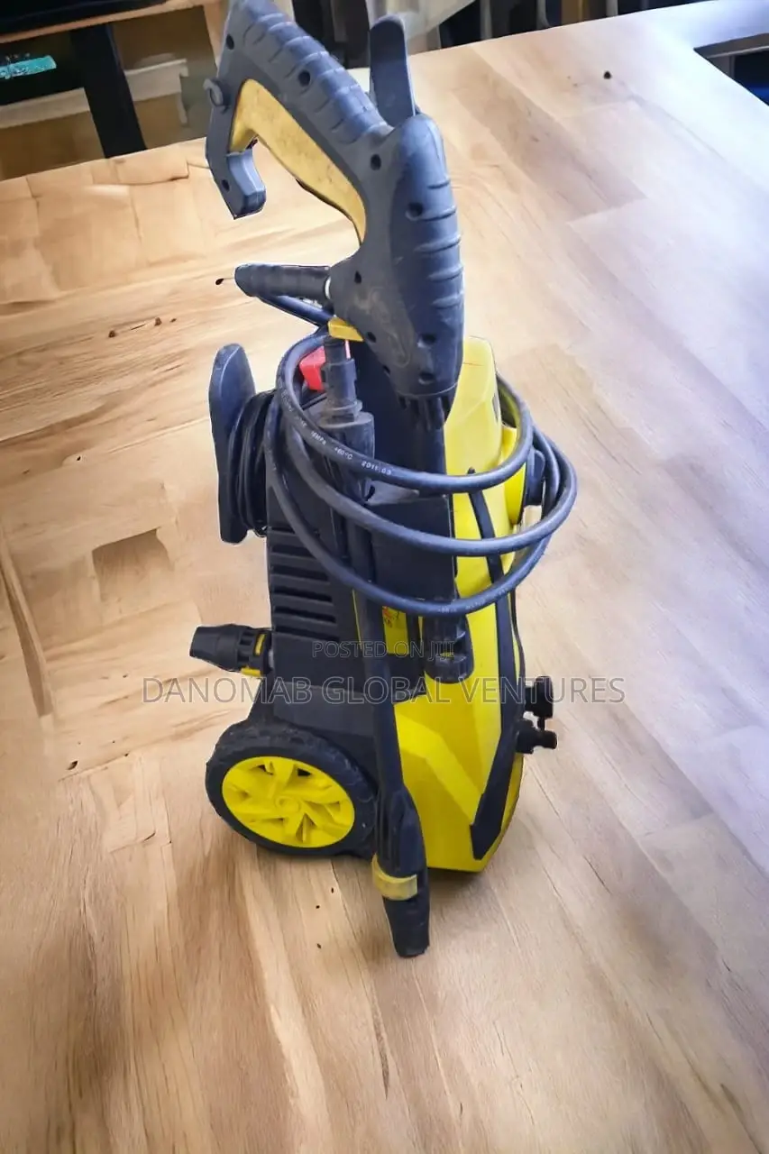 Wolf Blaster Max-2 Power Washer With Inbuilt Soap Container