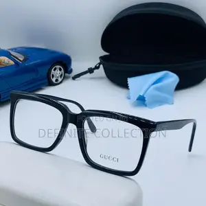 GUCCI Luxury Glass