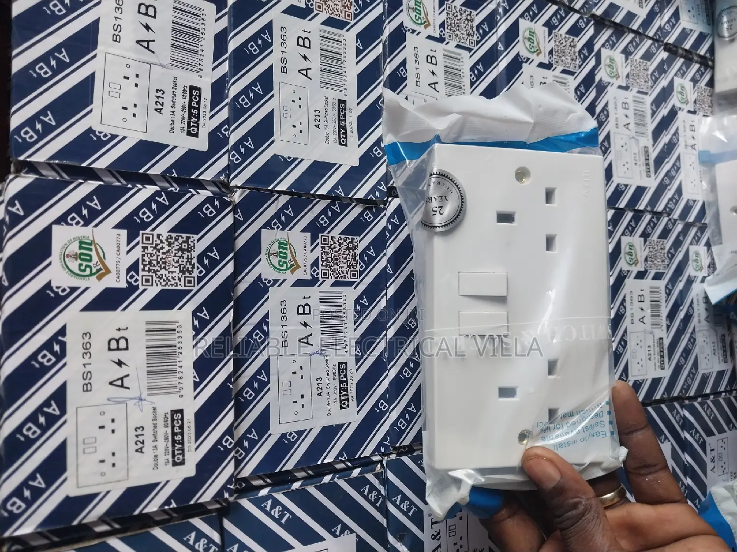 Double Sockets (Twin Socket)