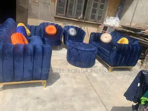 Luxurious Lined Chesterfield Sofa