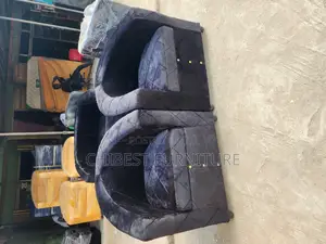 Quality Single Seater Upholstery Padded Sofa Fabric Chair