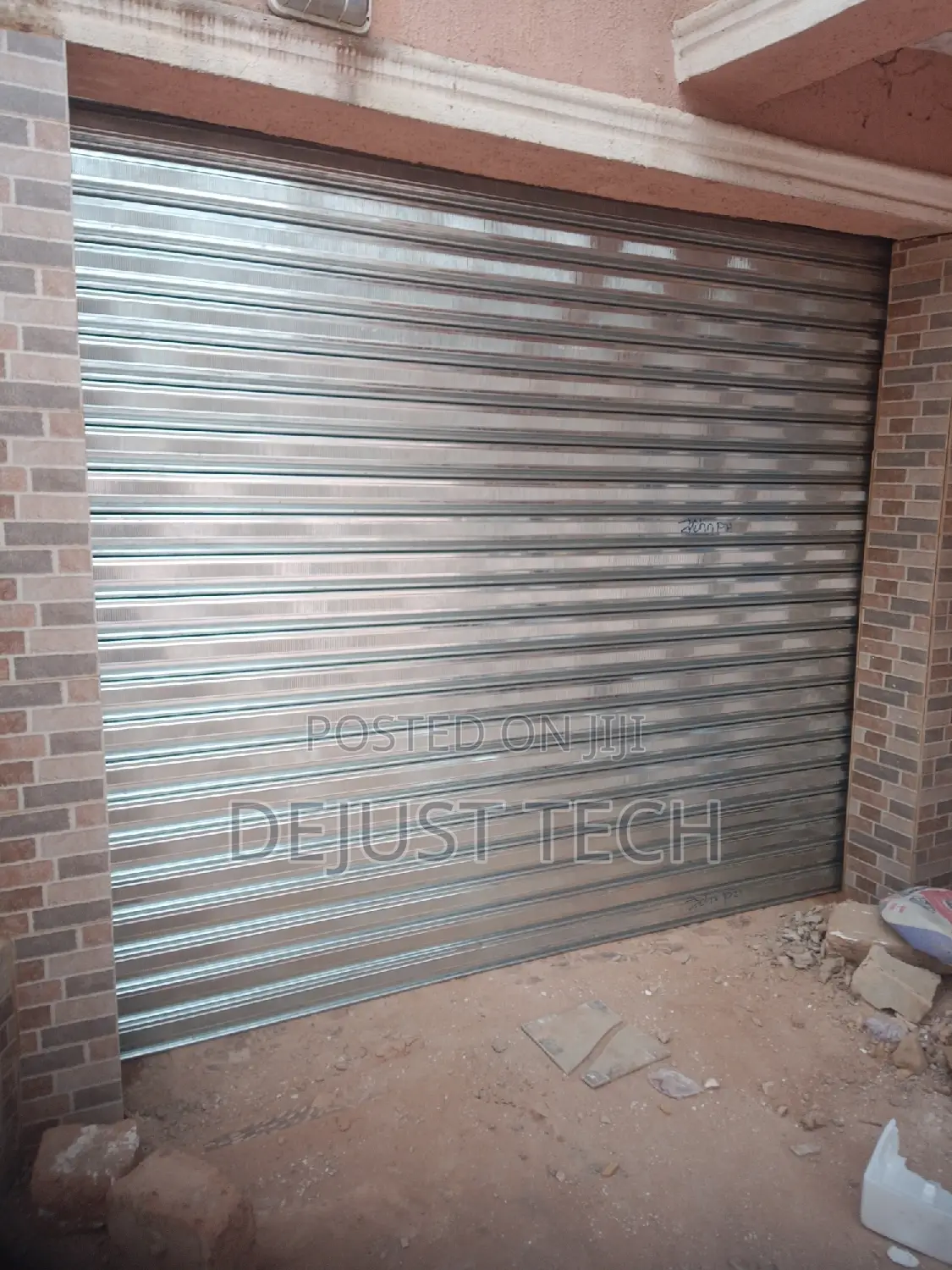 Luxury Remote Control Roller Shutter Door
