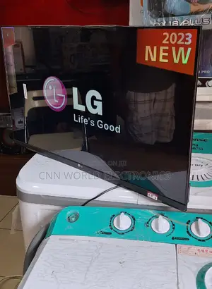 New LG Smart 32"Inches Flameless TV Netflix Youtube App