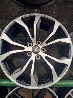 18" Rim Lexus