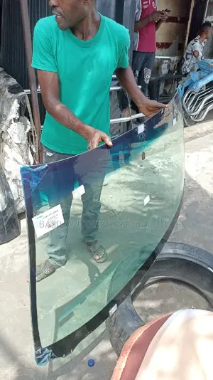 Gx460 Windscreen Glass