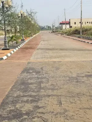 Distress Sale ! Adron Imperial Parks Garden Sagamu Gra