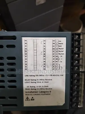 Eurotherm Temperature Controller 2404