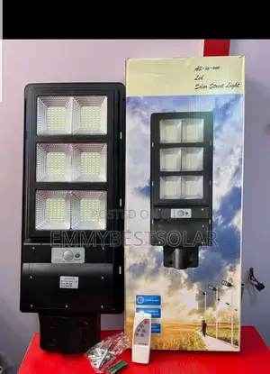 300w 6eyes All in 1 Solar Street Light