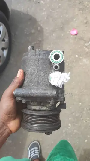 Manual Compressor for Toyota Corolla 2008