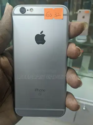 Apple iPhone 6s 32 GB Silver