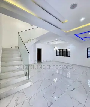 Staircase 10mm Tempered Plain Glass With Spigot