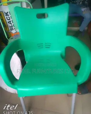Standard Quality Modern Plastic Chair
