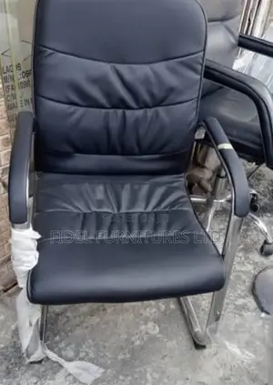 Executive Modern Office/Home Visitors Leather Chair