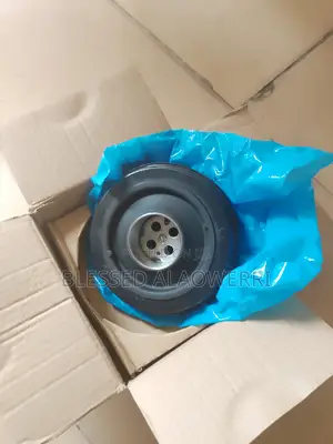 Engine Pulley Range Rover Velar 2019