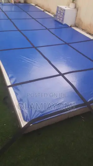 Swimming Pool Cover With Rachet