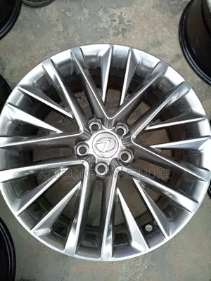 18"Rim Es350