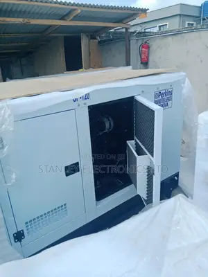 New Arrival of 120kva Perkins Soundproof Generator Diesel