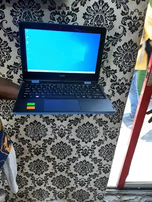 Laptop Acer Aspire 3 4GB Intel Celeron HDD 320GB