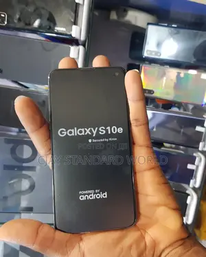 Samsung Galaxy S10e 128 GB Black