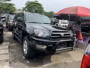 Toyota 4-Runner 2005 Matt Black