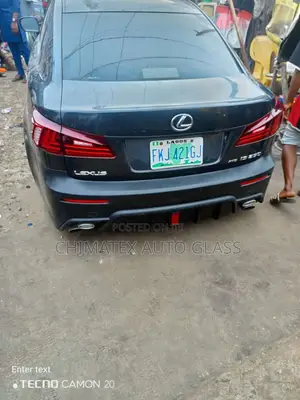 Front and Back Windscreen Is250 2008 Available